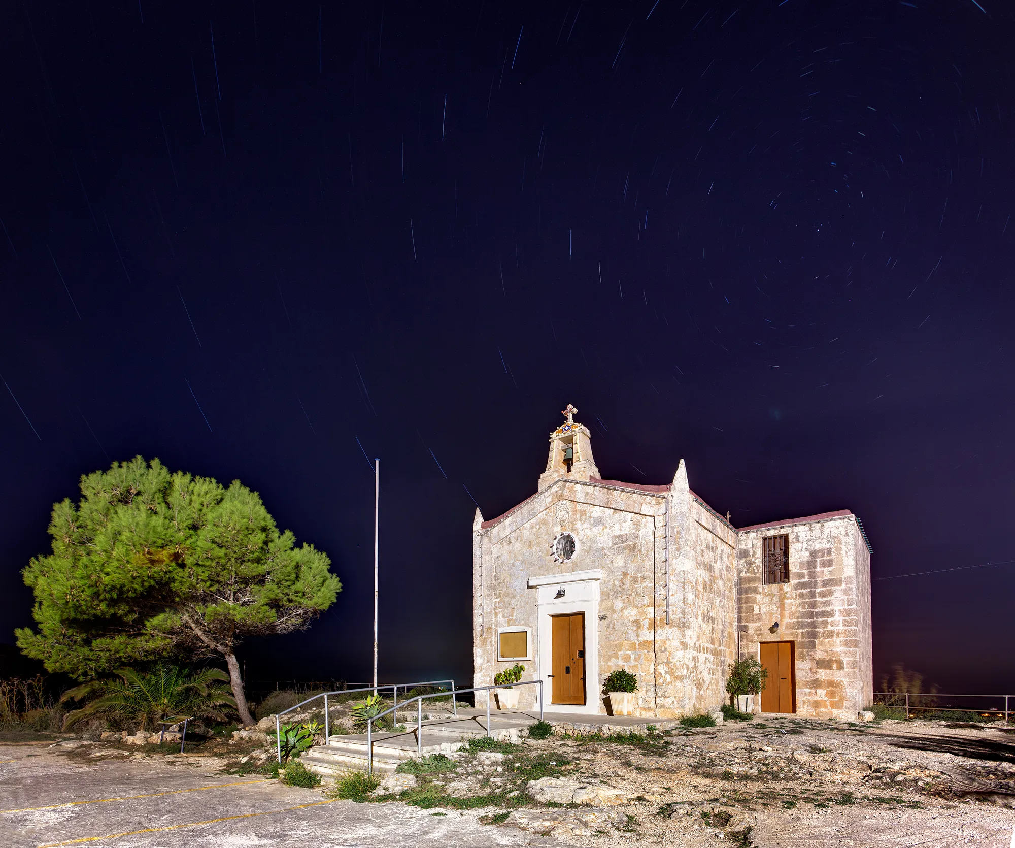 Bingemma Star Trails Night Sky Astrophotography — Malta location photography by Stephen Galea, Malta