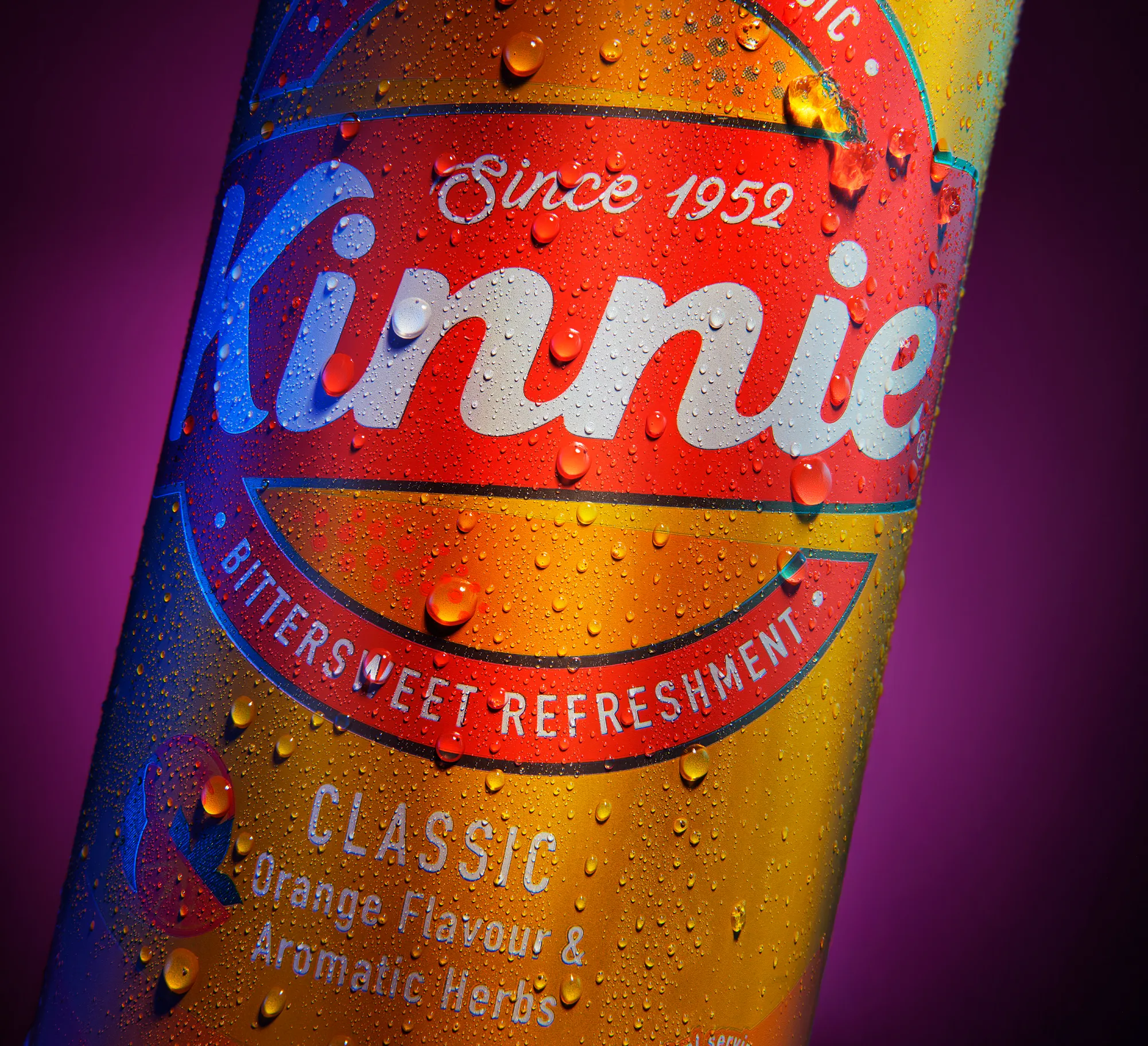 Kinnee Can Macro Product — product photography by Stephen Galea, Malta